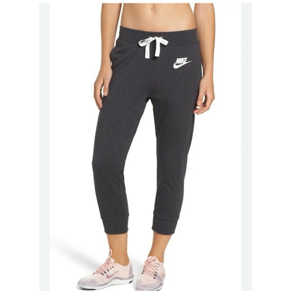 Nike Pants Women Small Gray Sportswear Joggers Sweatpants Active Gym Training - Picture 1 of 9